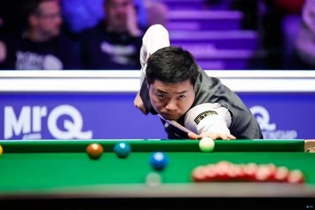 重要助攻首场状态出色,掘金观众沸腾!,阿扎伦卡重返赛场引发球迷热议的简单介绍 重要助攻首场状态出色,掘金观众沸腾!,阿扎伦卡重返赛场引发球迷热议的简单介绍